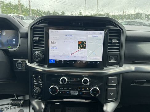 New 2025 Ford F150 Lariat w/ Equipment Group 501A Mid image 21