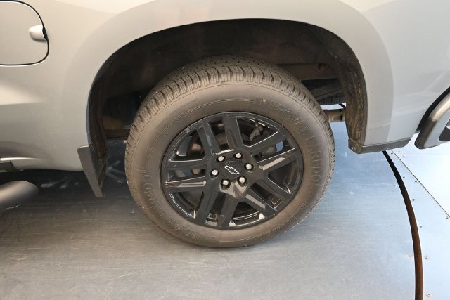 Used 2024 Chevrolet Silverado 1500 RST AWD/4WD image 13
