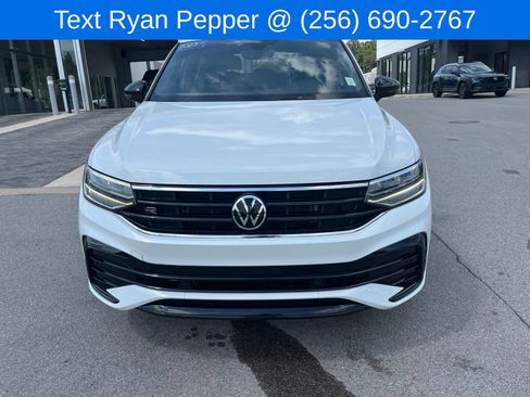 Certified 2023 Volkswagen Tiguan SE R-Line FWD image 2