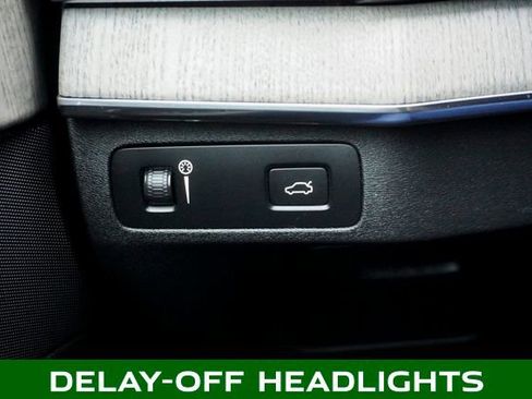 Used 2022 Volvo XC90 T6 Inscription w/ Advanced Package image 29