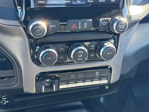 Used 2022 RAM 3500 Tradesman w/ Max Tow Package image 31