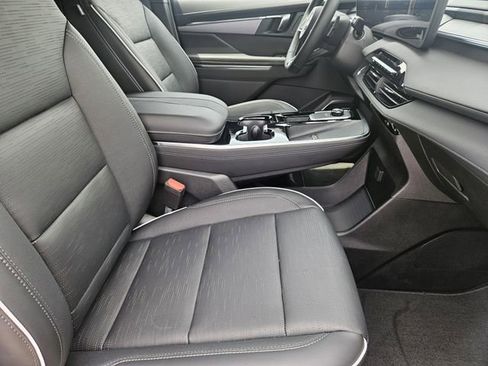 New 2025 Buick Enclave Sport Touring image 10