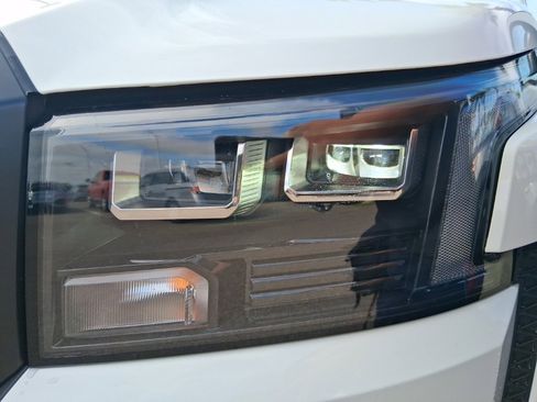 New 2026 Nissan Frontier S w/ Tow Package image 22