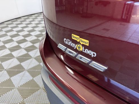 Used 2017 Ford Edge SEL w/ Equipment Group 201A AWD/4WD image 15