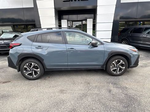 Used 2025 Subaru Crosstrek 2.5i Premium AWD/4WD image 6