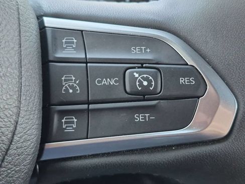 Used 2024 Jeep Compass Limited AWD/4WD image 19