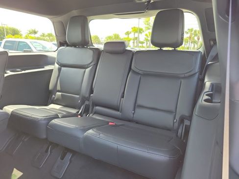 New 2026 Ford Expedition Platinum AWD/4WD image 15