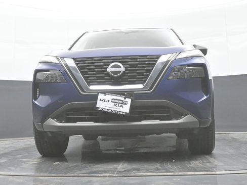 Used 2023 Nissan Rogue S image 34