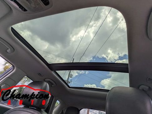 Used 2016 Kia Soul ! w/ Premium Package FWD image 23