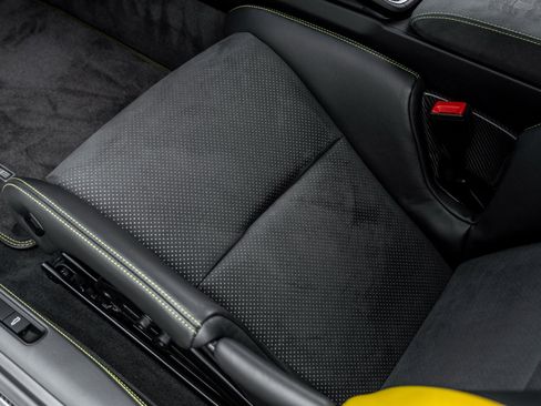 Certified 2024 Porsche 911 GT3 image 34