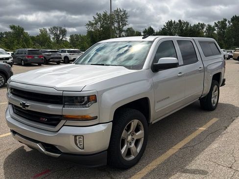 Used 2018 Chevrolet Silverado 1500 LT w/ All Star Edition AWD/4WD image 1