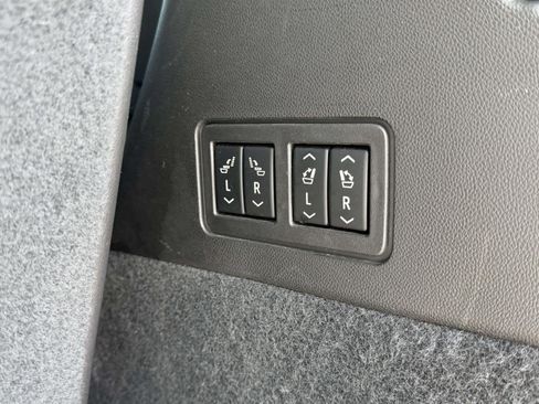 Certified 2020 Cadillac XT6 Premium Luxury FWD image 9