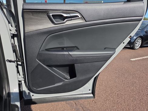 Used 2023 Kia Sportage X-Line w/ X-Line Premium Package image 19