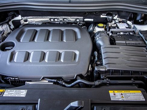 New 2026 Volkswagen Tiguan SE image 24