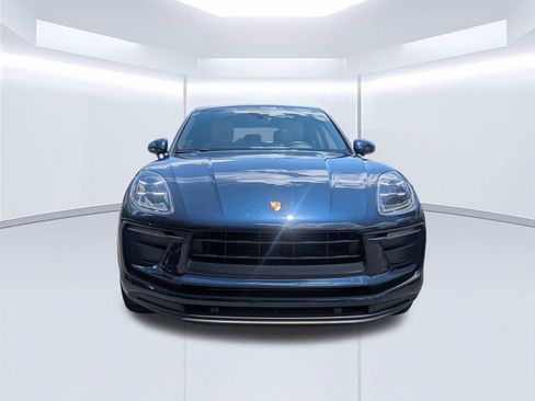 Used 2022 Porsche Macan AWD/4WD image 8