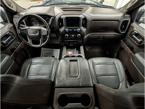 Used 2019 GMC Sierra 1500 Denali w/ Technology Package image 9