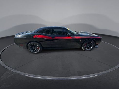 Used 2021 Dodge Challenger R/T Scat Pack RWD image 18