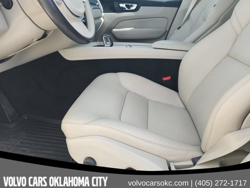 Certified 2024 Volvo XC60 B5 Core w/ Protection Package Premier AWD/4WD image 19