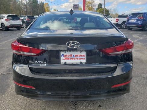 Used 2017 Hyundai Elantra SE image 6