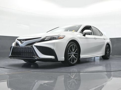 Used 2023 Toyota Camry SE FWD image 54
