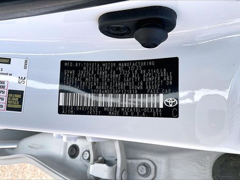 Used 2024 Toyota Corolla LE FWD image 18