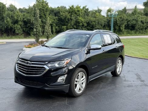 Used 2018 Chevrolet Equinox Premier AWD/4WD image 2