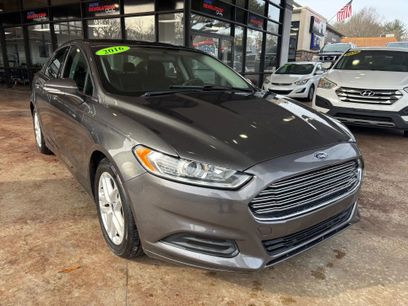 Used 2016 Ford Fusion SE
