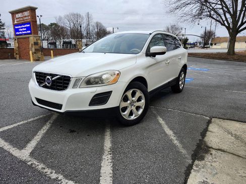 Used 2013 Volvo XC60 3.2 image 3