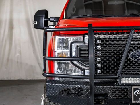 Used 2020 Ford F350 XLT w/ XLT Value Package image 37