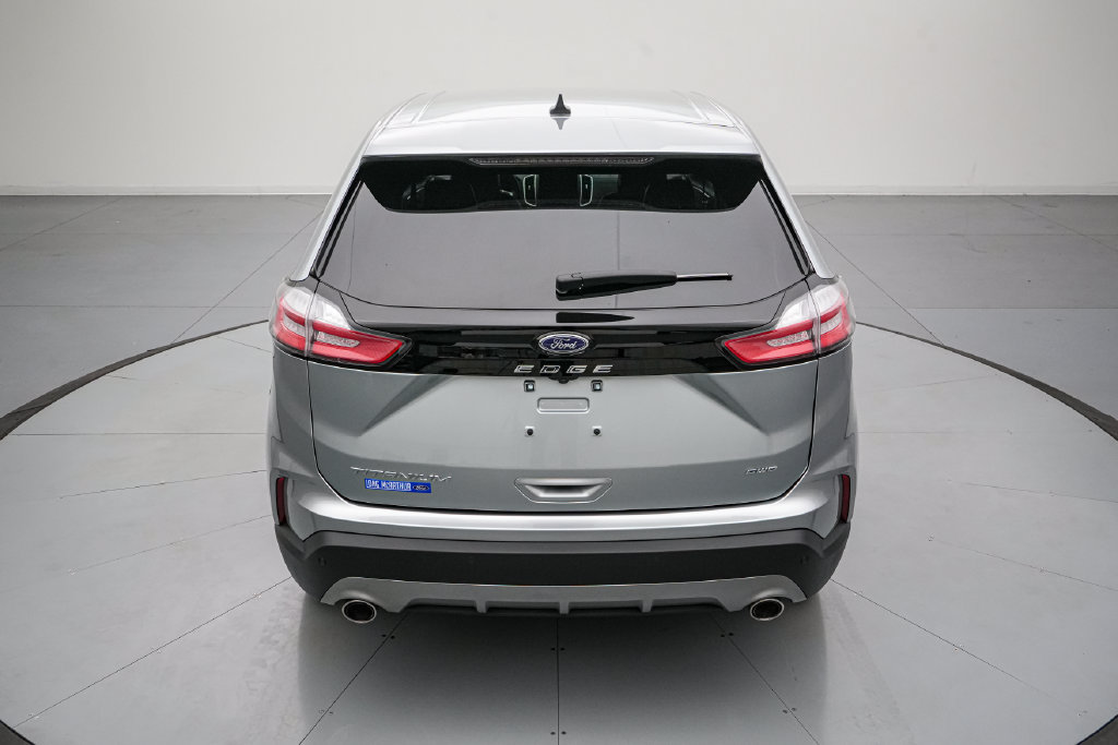 Certified 2024 Ford Edge Titanium AWD/4WD image 5