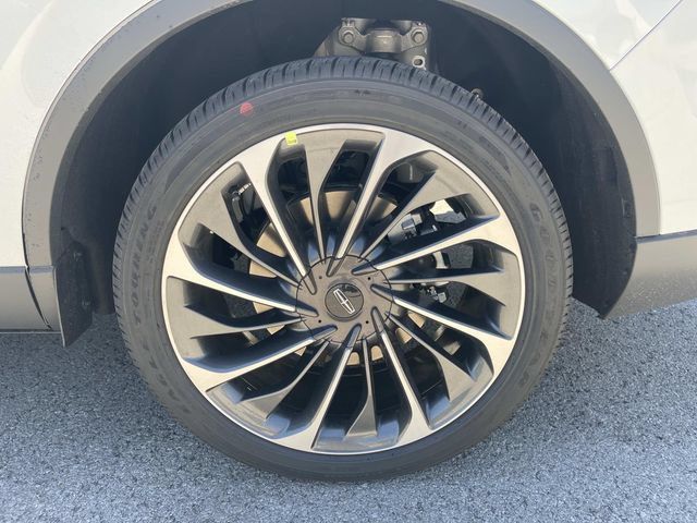 New 2026 Lincoln Aviator Reserve AWD/4WD image 11