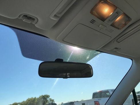 Used 2014 Subaru Forester 2.5i Limited image 34