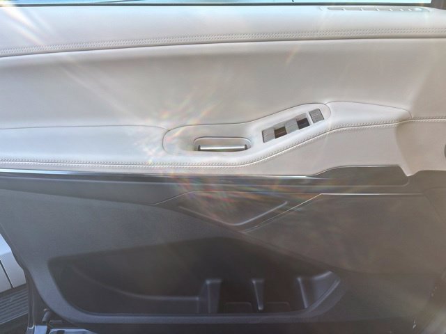 New 2027 Lincoln Navigator Premiere AWD/4WD image 11