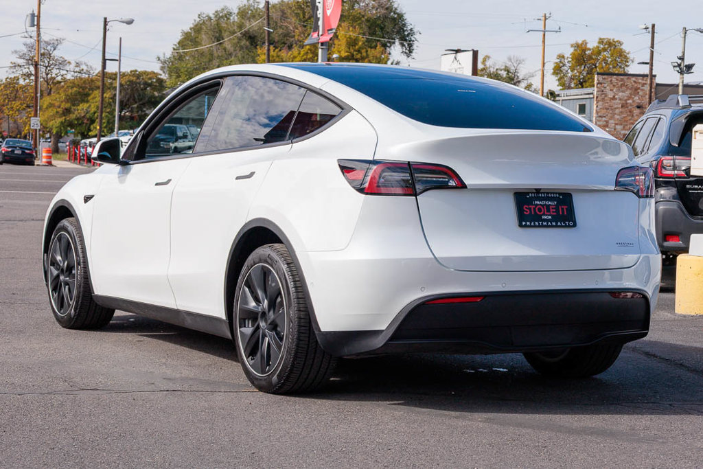 Used 2023 Tesla Model Y Long Range AWD/4WD image 16