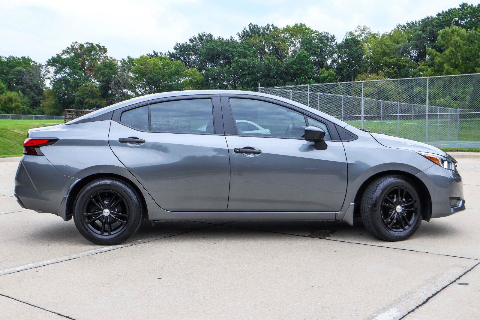 Used 2023 Nissan Versa S w/ Trunk Package FWD image 5