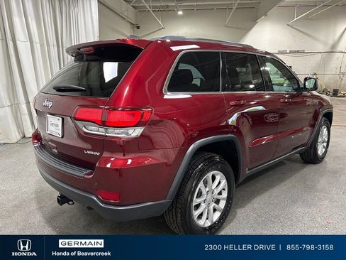 Used 2021 Jeep Grand Cherokee Laredo w/ Security & Convenience Group AWD/4WD image 8