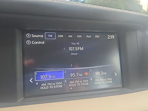 Used 2019 INFINITI QX30 w/ Navigation Package FWD image 21