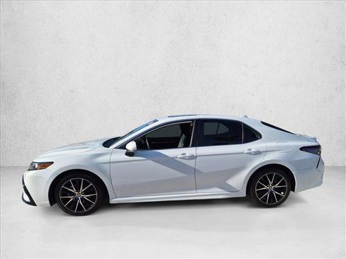 Certified 2024 Toyota Camry SE FWD image 8