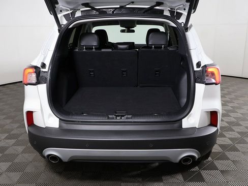 Used 2022 Ford Escape SEL w/ Technology Package image 14