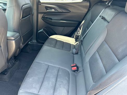 Used 2023 Chevrolet TrailBlazer RS w/ Sun and Liftgate Package FWD image 16