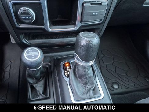 Used 2023 Jeep Wrangler Unlimited Sport AWD/4WD image 20