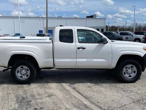 Used 2021 Toyota Tacoma SR RWD image 6