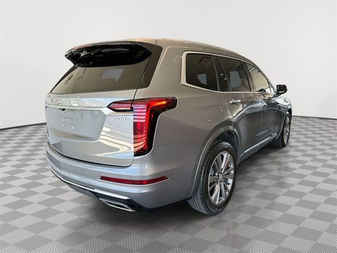 Certified 2025 Cadillac XT6 Premium Luxury w/ Technology Package image 3