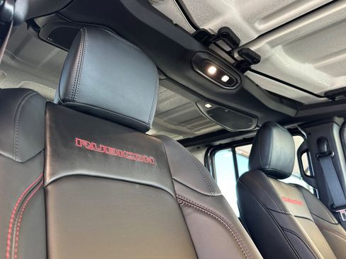 Used 2026 Jeep Wrangler Unlimited Rubicon w/ Steel Bumper Group image 16