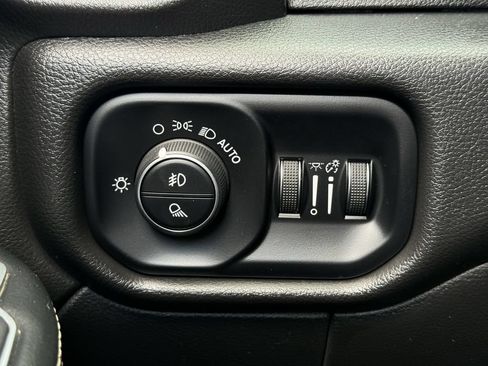 Used 2024 RAM 2500 Laramie AWD/4WD image 20