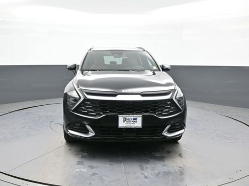Certified 2025 Kia Sportage SX image 2