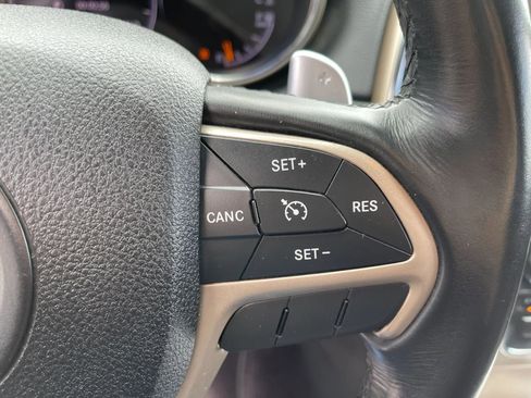 Used 2016 Jeep Grand Cherokee Laredo w/ Quick Order Package 23E RWD image 27