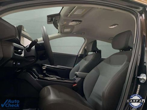 Used 2025 Kia K4 LX image 24