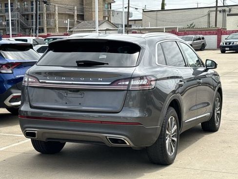 Used 2021 Lincoln Nautilus Reserve AWD/4WD image 4