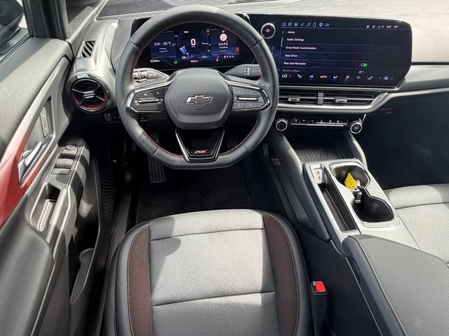 Used 2024 Chevrolet Equinox EV RS FWD image 16